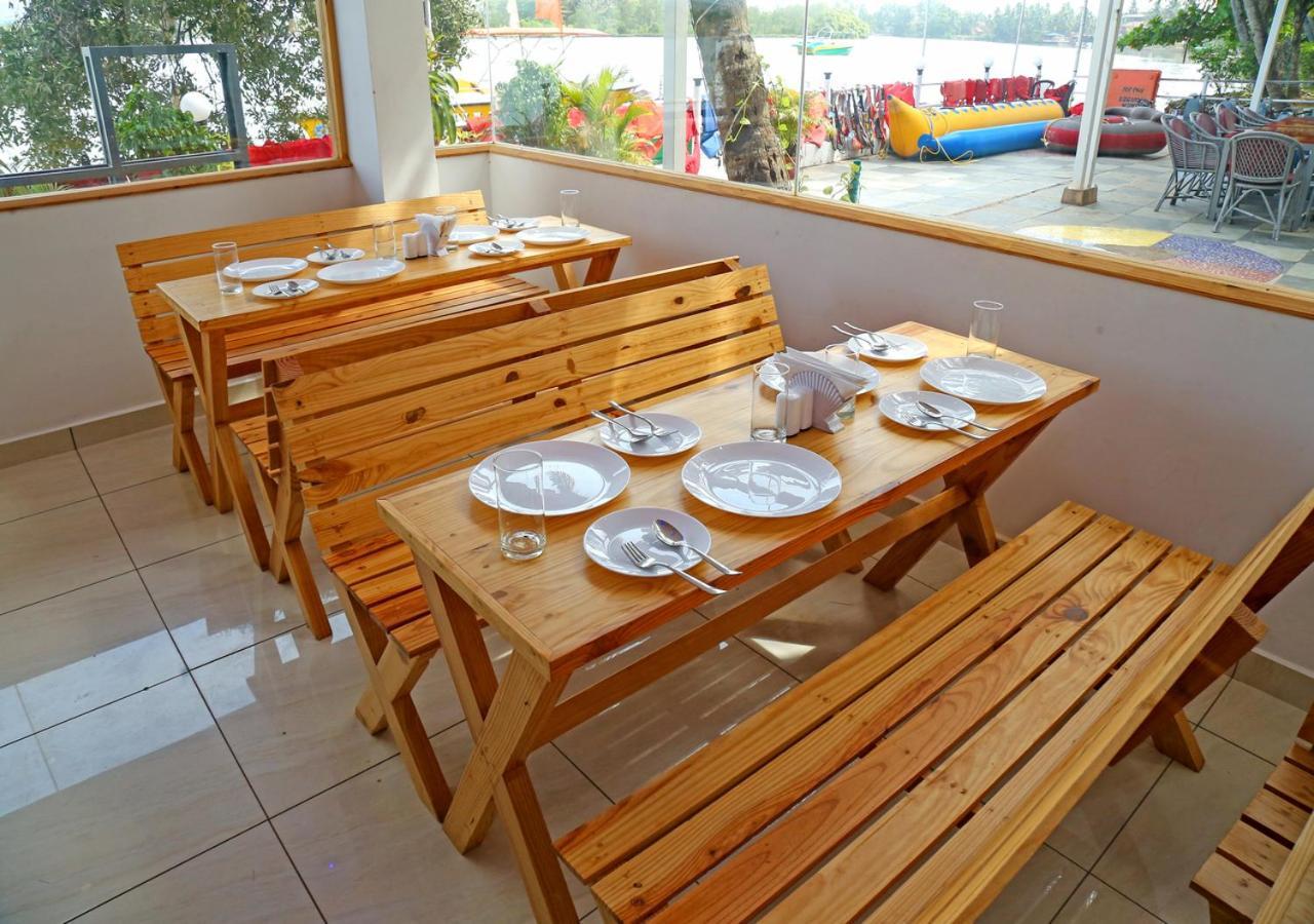 M Aples Jacks Place Hotel Cavelossim Exterior photo