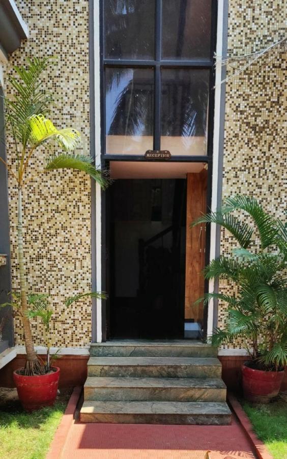 M Aples Jacks Place Hotel Cavelossim Exterior photo